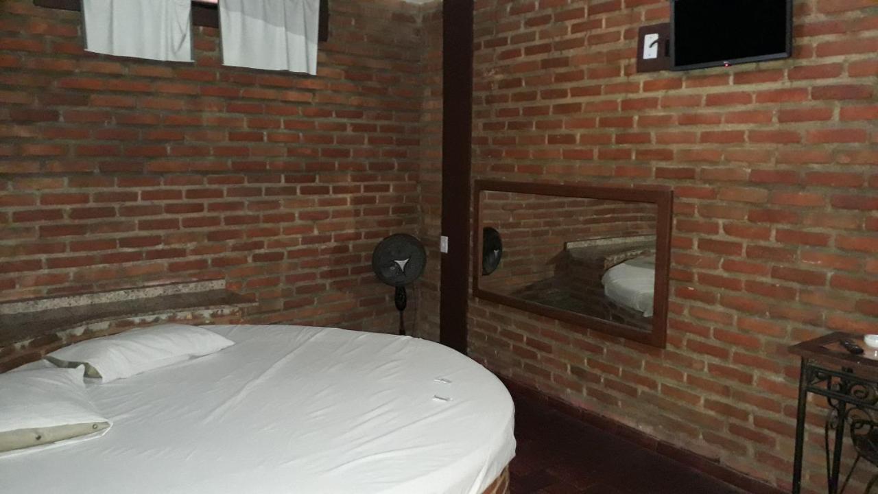Planeta Sex Motel São João del Rei Εξωτερικό φωτογραφία